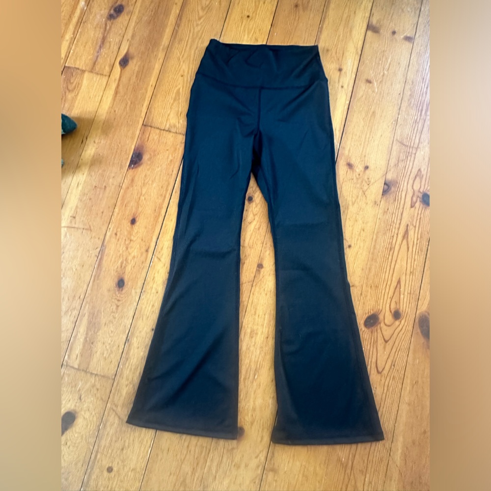 Lululemon Flared Workout Pants L